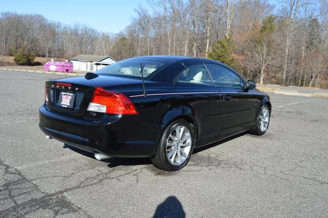 Used 2011 Volvo C70 T5 w/ Convenience Pkg image 55