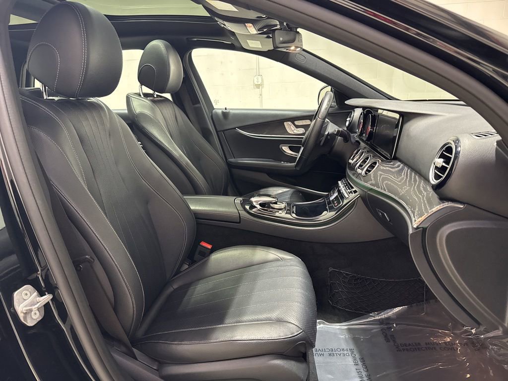 Used 2017 Mercedes-Benz E 400 4MATIC Wagon w/ Premium 1 Package image 37