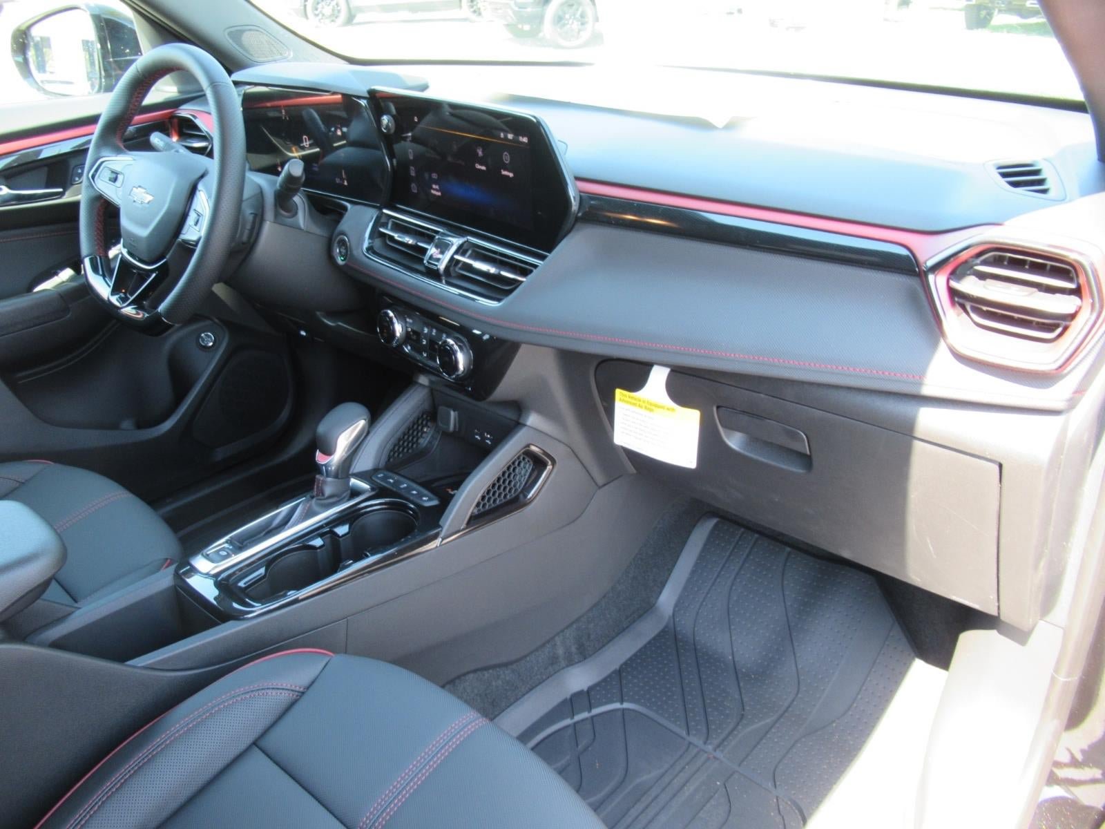 New 2026 Chevrolet TrailBlazer RS w/ Convenience Package FWD image 11