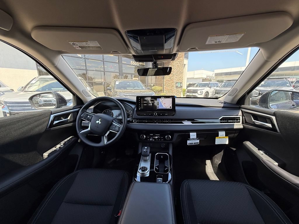 New 2026 Mitsubishi Outlander ES FWD image 23