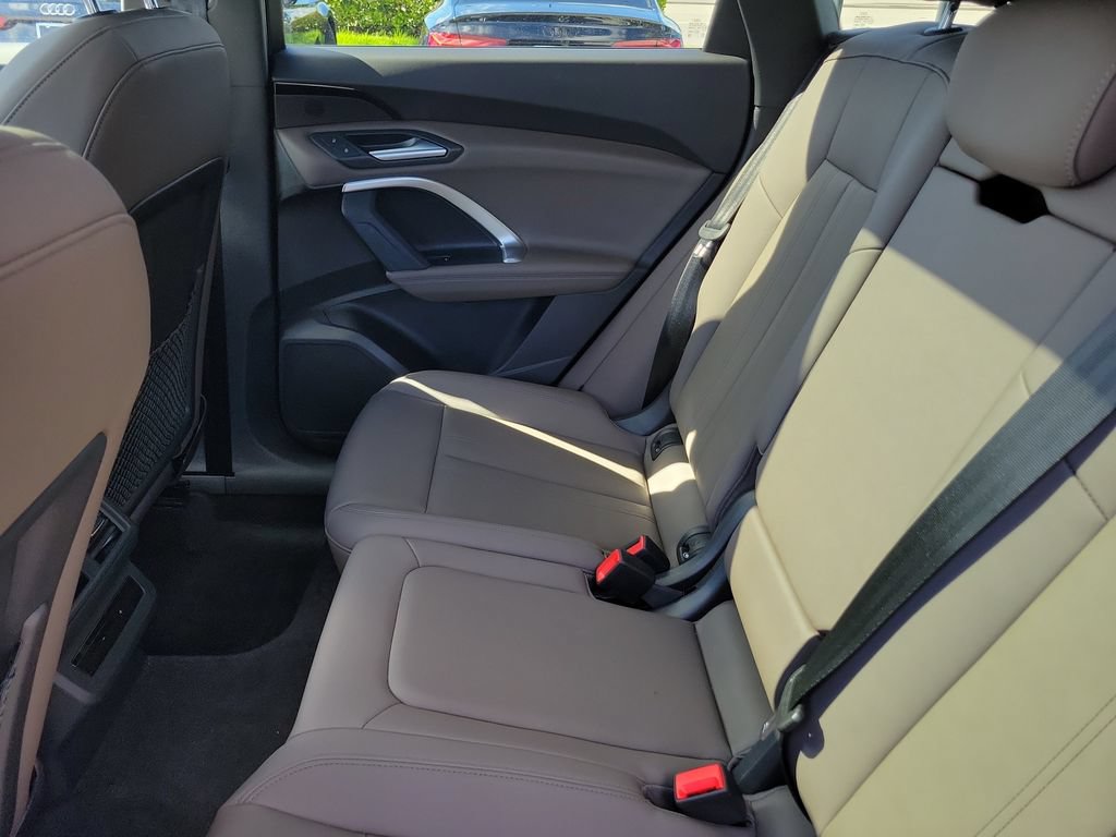 Certified 2025 Audi Q5 Premium w/ Convenience Package AWD/4WD image 26