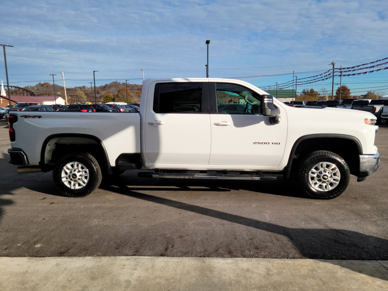 Used 2024 Chevrolet Silverado 2500 LT image 28