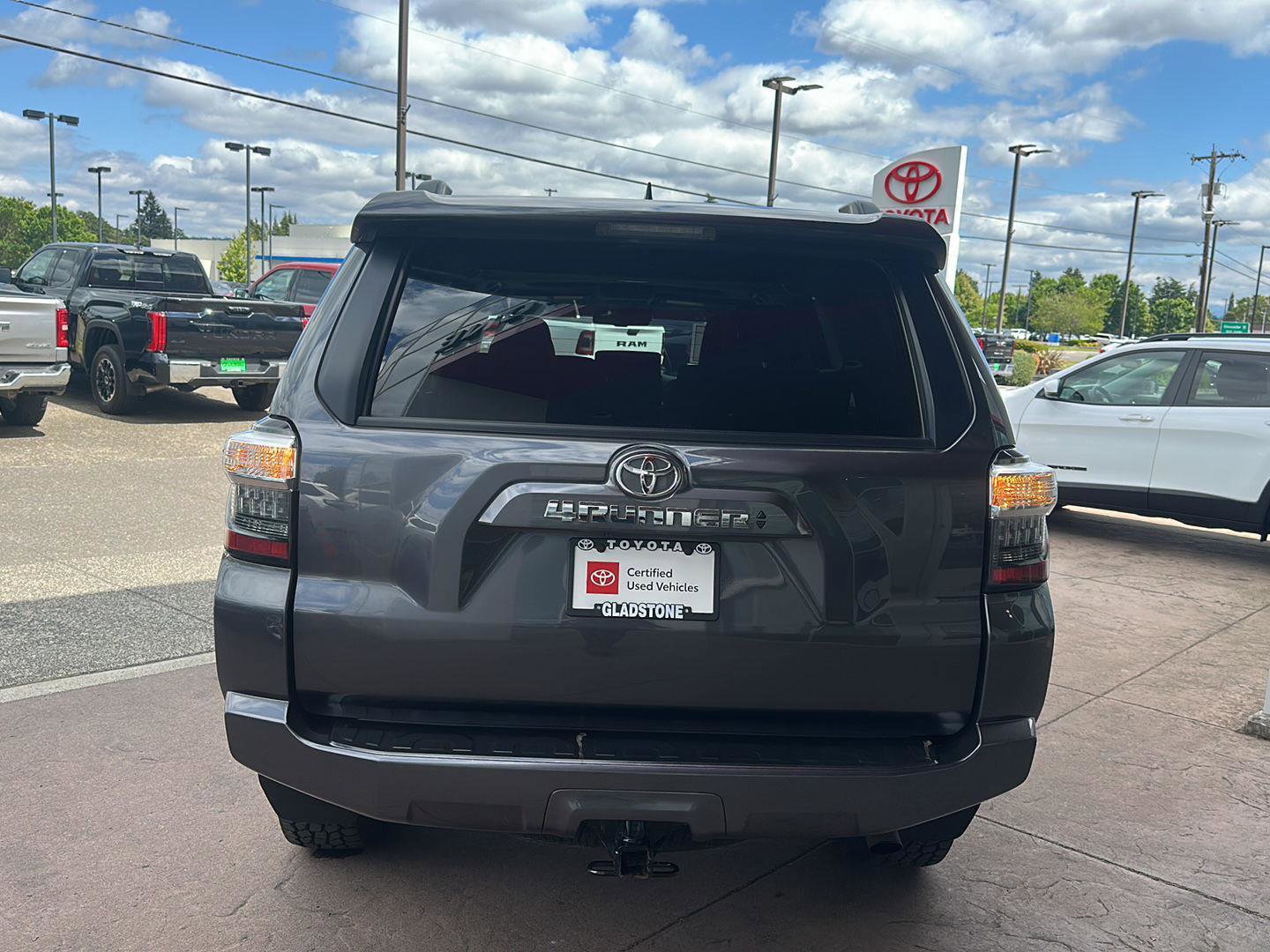 Certified 2023 Toyota 4Runner SR5 Premium w/ Moonroof Package AWD/4WD image 8
