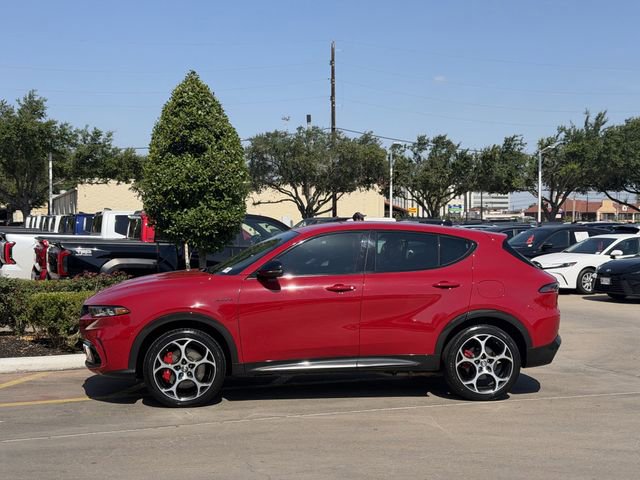 Used 2024 Alfa Romeo Tonale Veloce AWD/4WD image 4