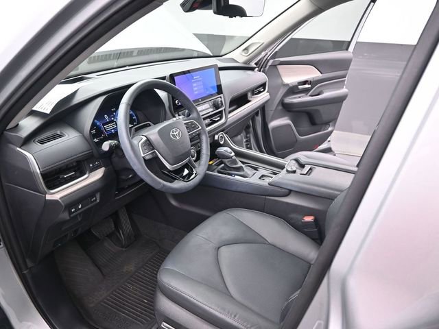 Used 2024 Toyota Grand Highlander Platinum image 7