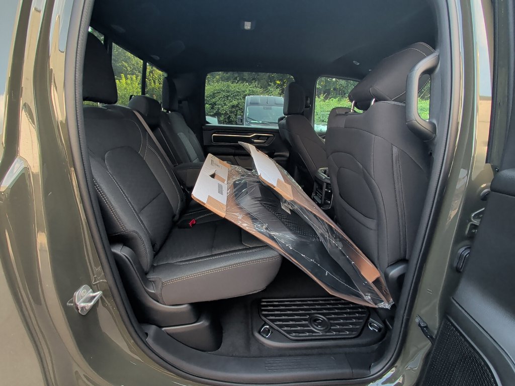 New 2026 RAM 1500 Big Horn AWD/4WD image 15