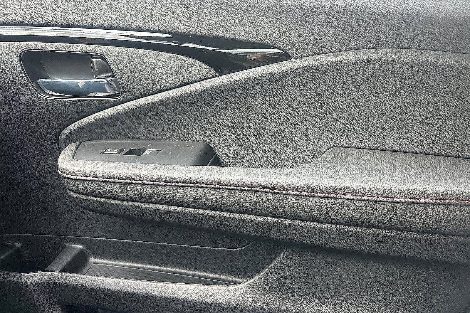 New 2026 Honda Ridgeline Black Edition image 15
