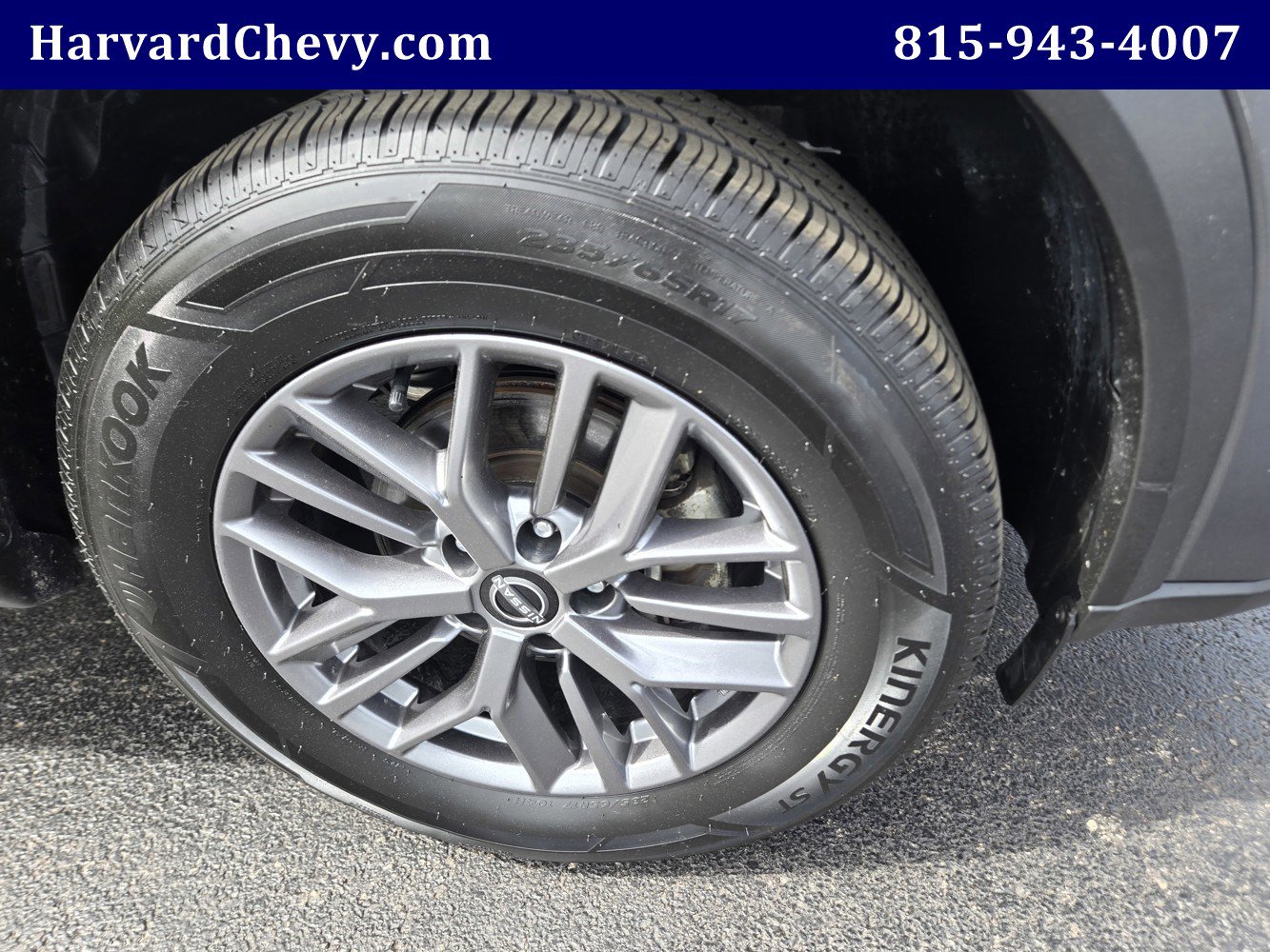 Used 2024 Nissan Rogue S AWD/4WD image 38