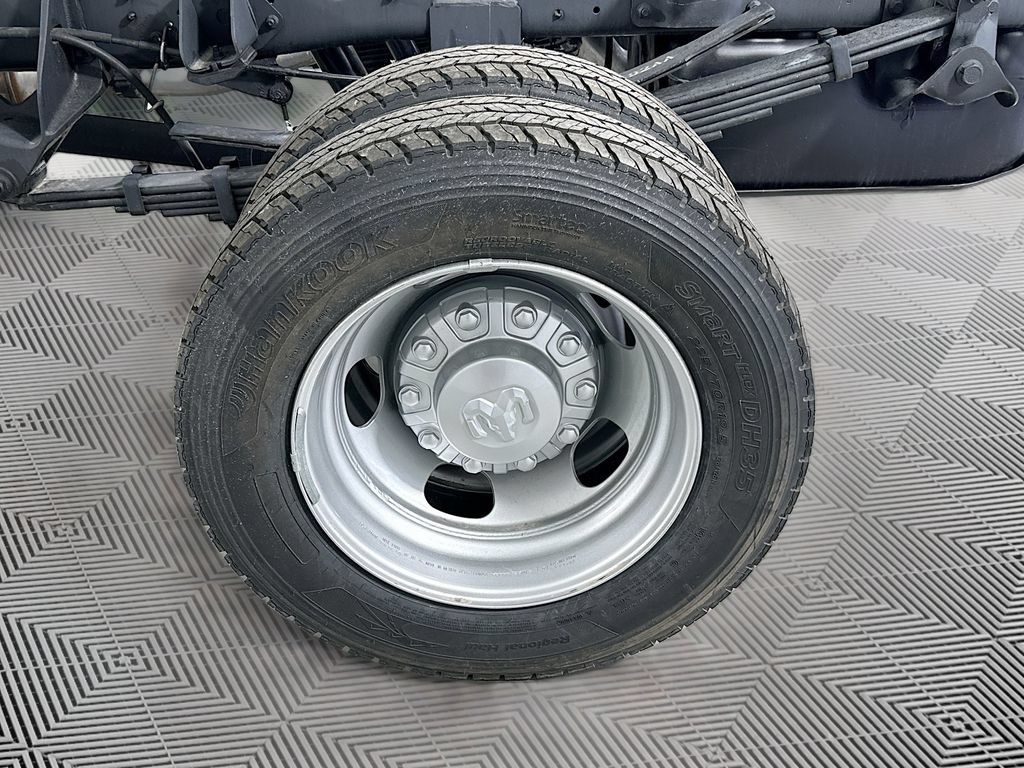New 2026 RAM 5500 Tradesman AWD/4WD image 15