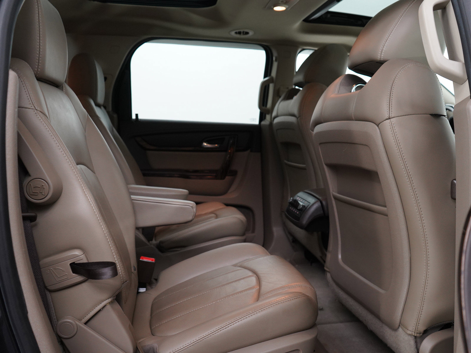 Used 2015 GMC Acadia Denali image 11