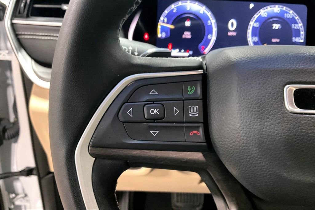 Used 2024 Jeep Grand Cherokee L Limited w/ Black Appearance Package RWD image 24