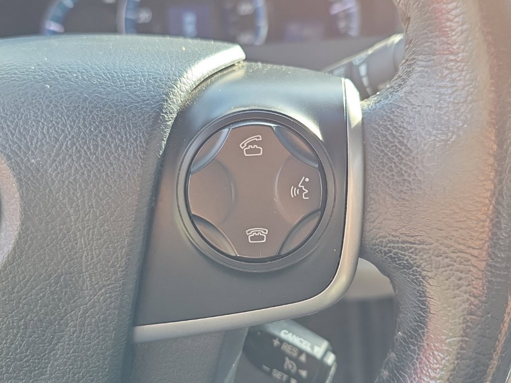 Used 2012 Toyota Camry XLE w/ Leather Pkg FWD image 19