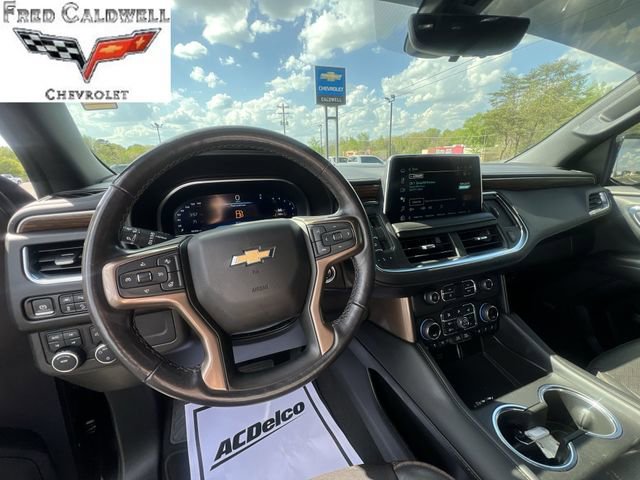 Used 2022 Chevrolet Suburban High Country image 16