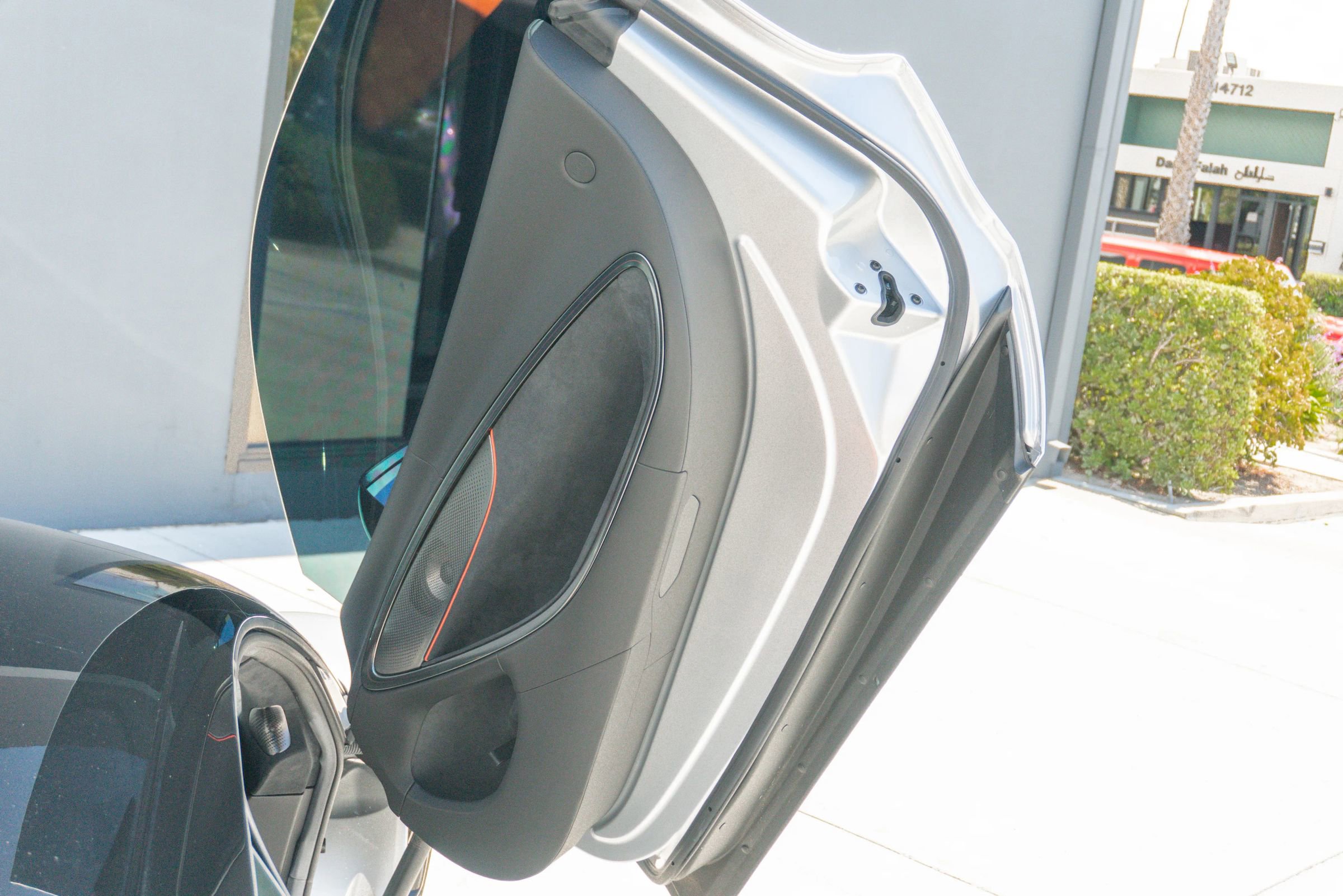 Used 2023 McLaren Artura RWD image 56
