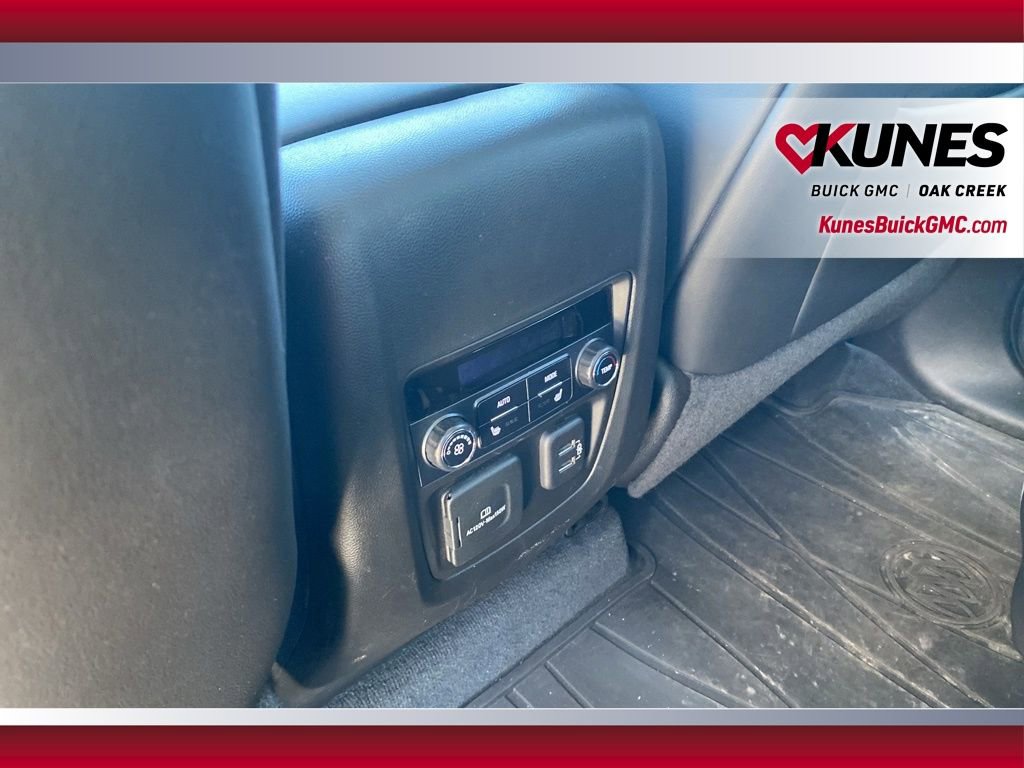 Used 2021 Buick Enclave Avenir w/ Avenir Technology Package image 24