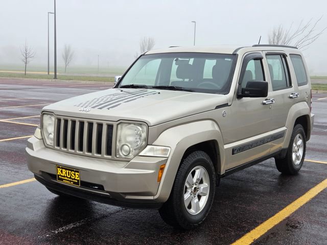 Used 2011 Jeep Liberty Sport AWD/4WD image 8