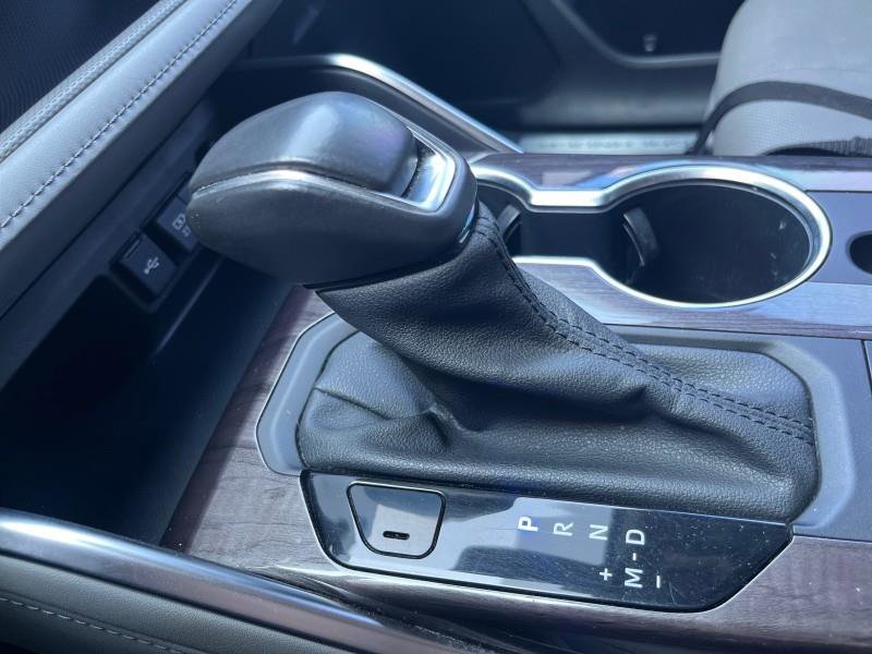 Used 2021 Toyota Highlander Limited image 16