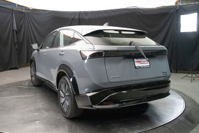 Used 2024 Nissan Ariya AWD image 10