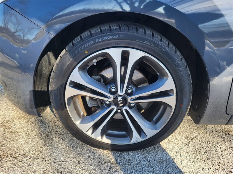 Used 2016 Kia Forte EX FWD image 31