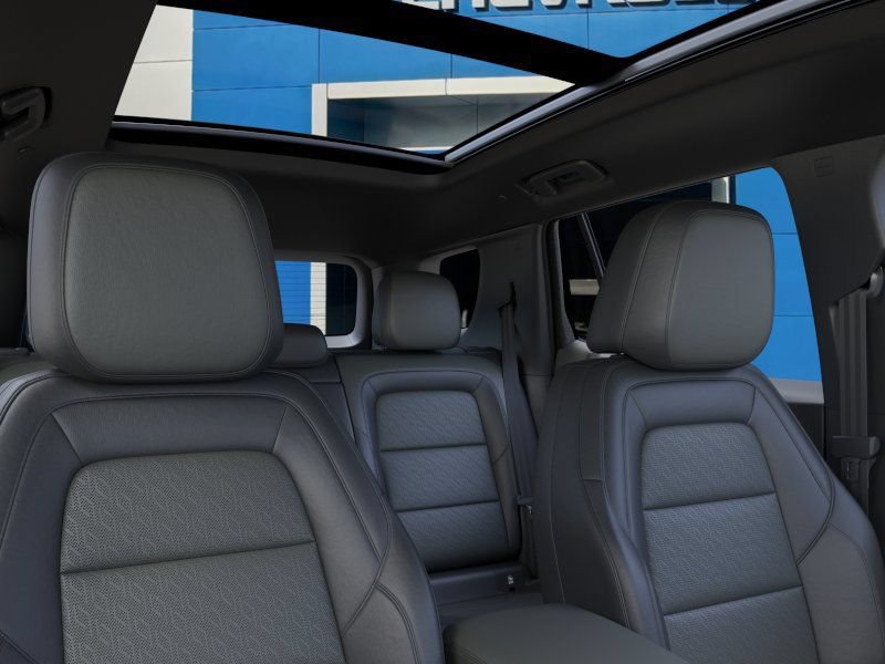 New 2027 Chevrolet Equinox LT w/ Convenience Package II FWD image 25