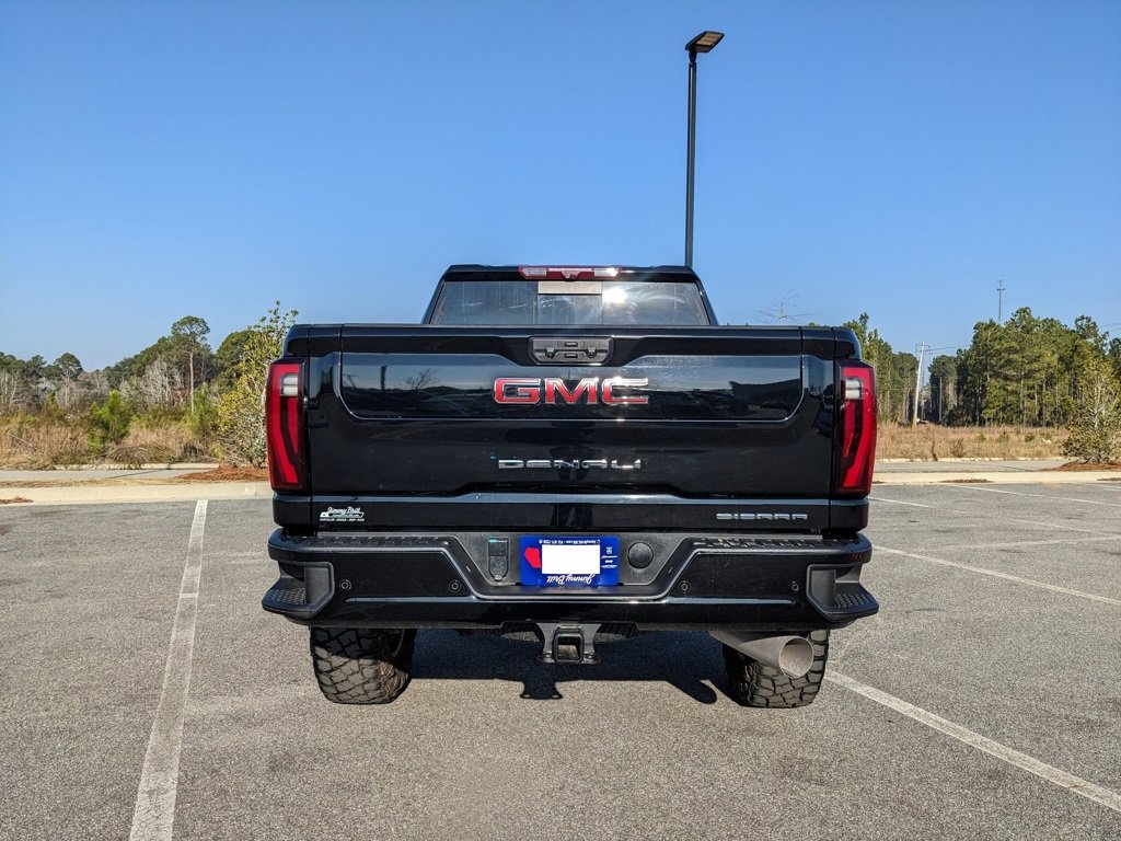 Used 2024 GMC Sierra 2500 Denali w/ Denali Reserve Package image 25