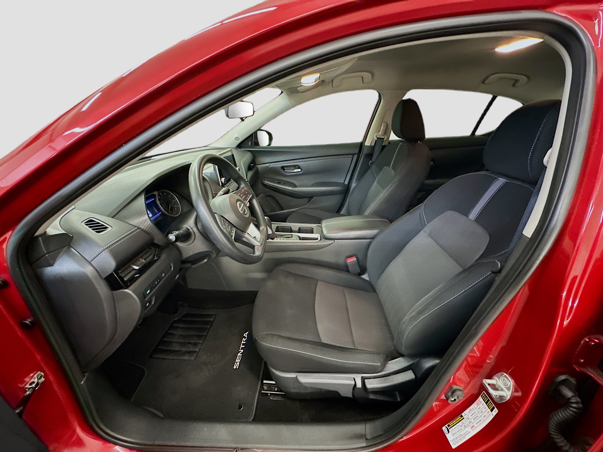 Used 2023 Nissan Sentra SV FWD image 13