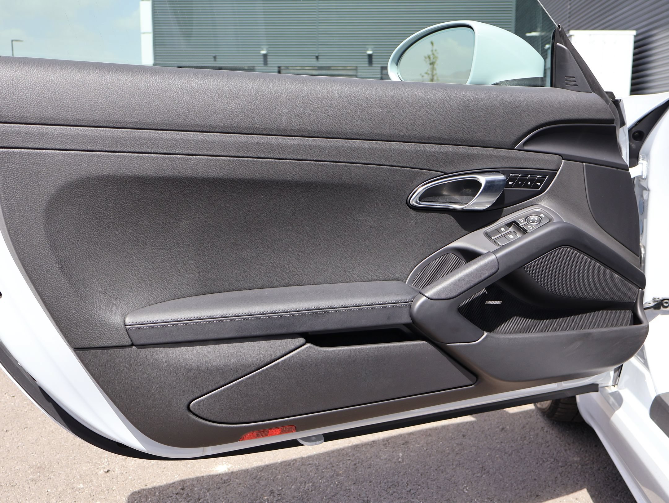 Certified 2024 Porsche 718 Cayman S RWD image 15