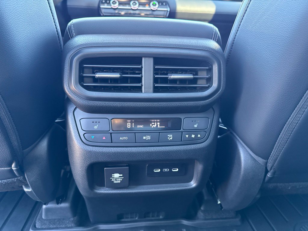 Used 2024 Honda Pilot Elite image 29