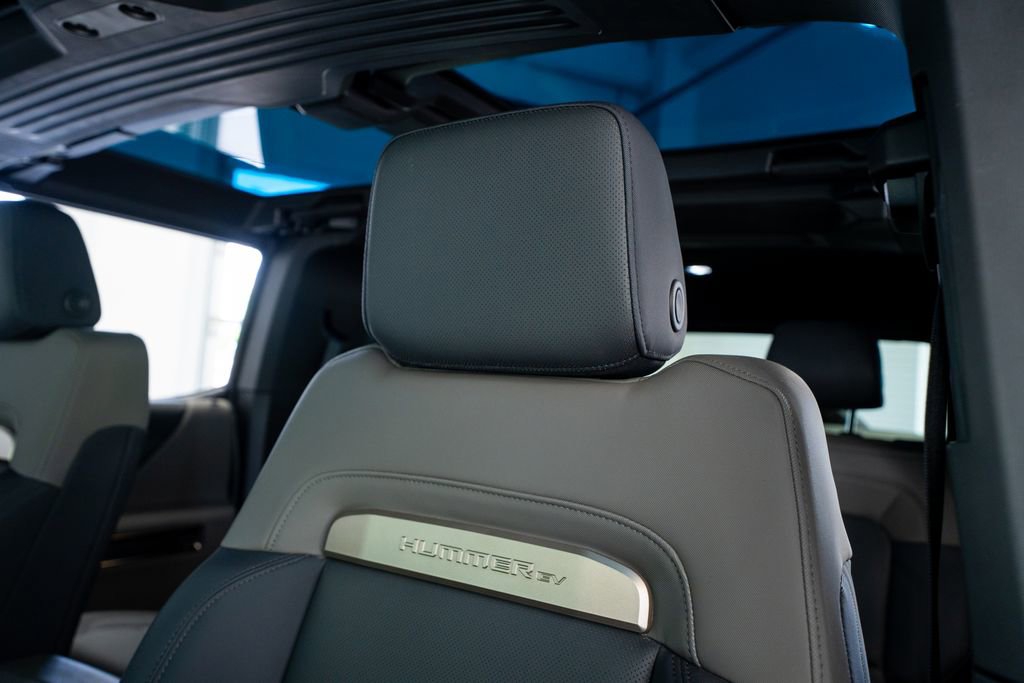 Used 2025 GMC Hummer EV 3X image 31
