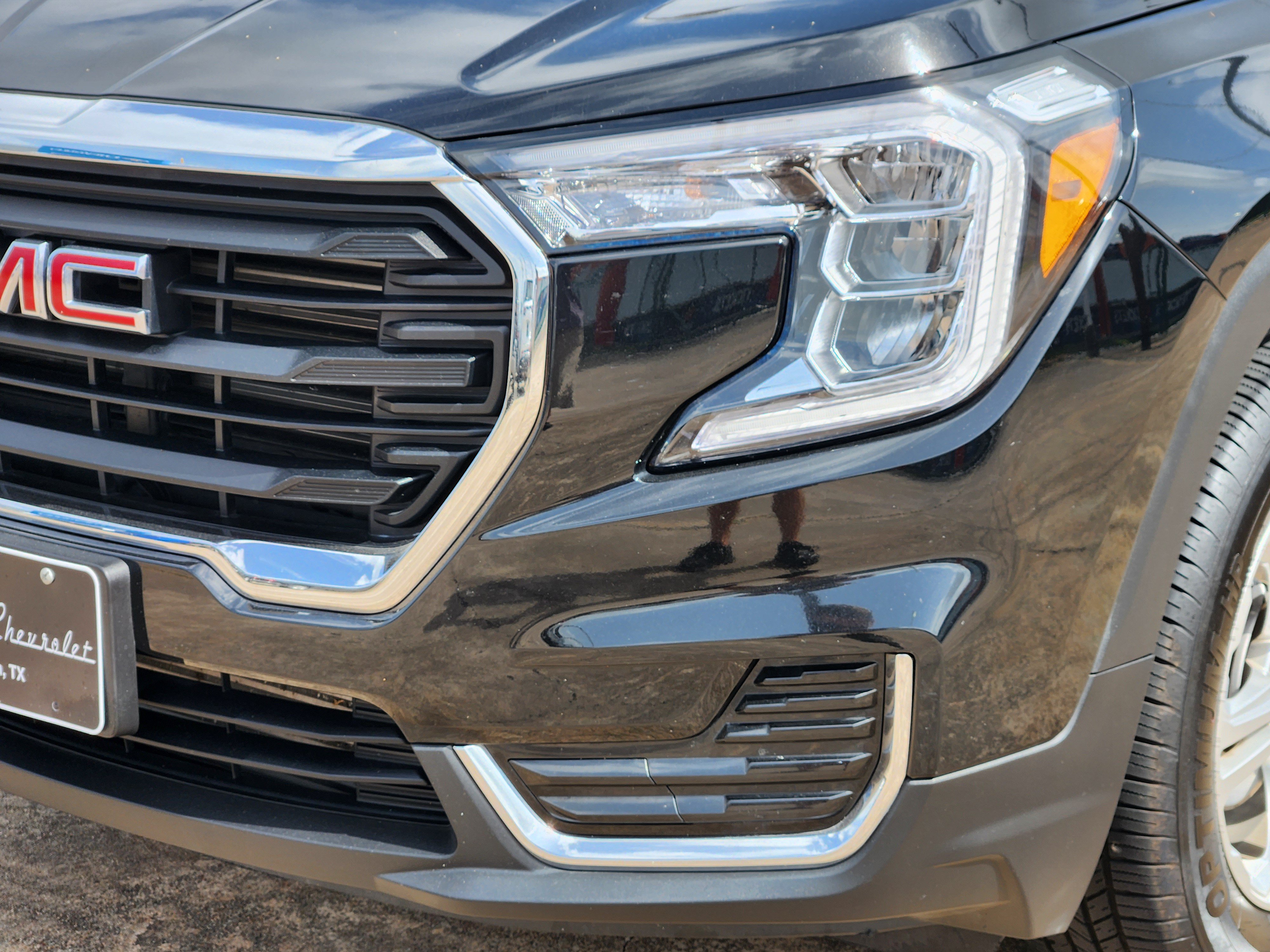 Used 2024 GMC Terrain SLE AWD/4WD image 10