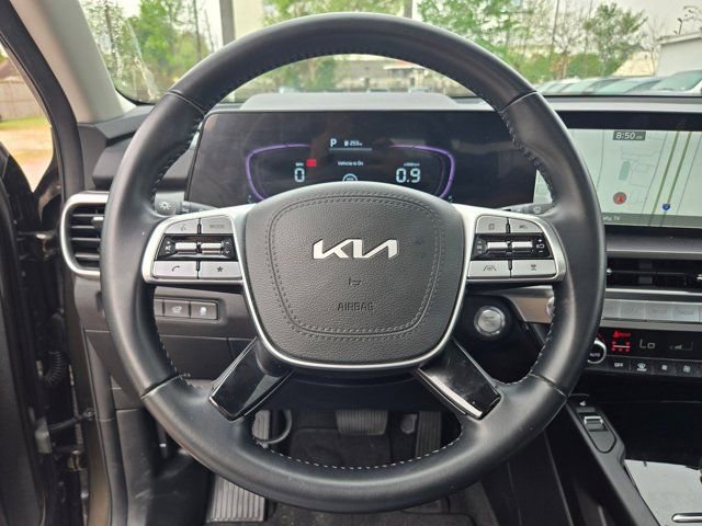 Used 2025 Kia Telluride S image 23