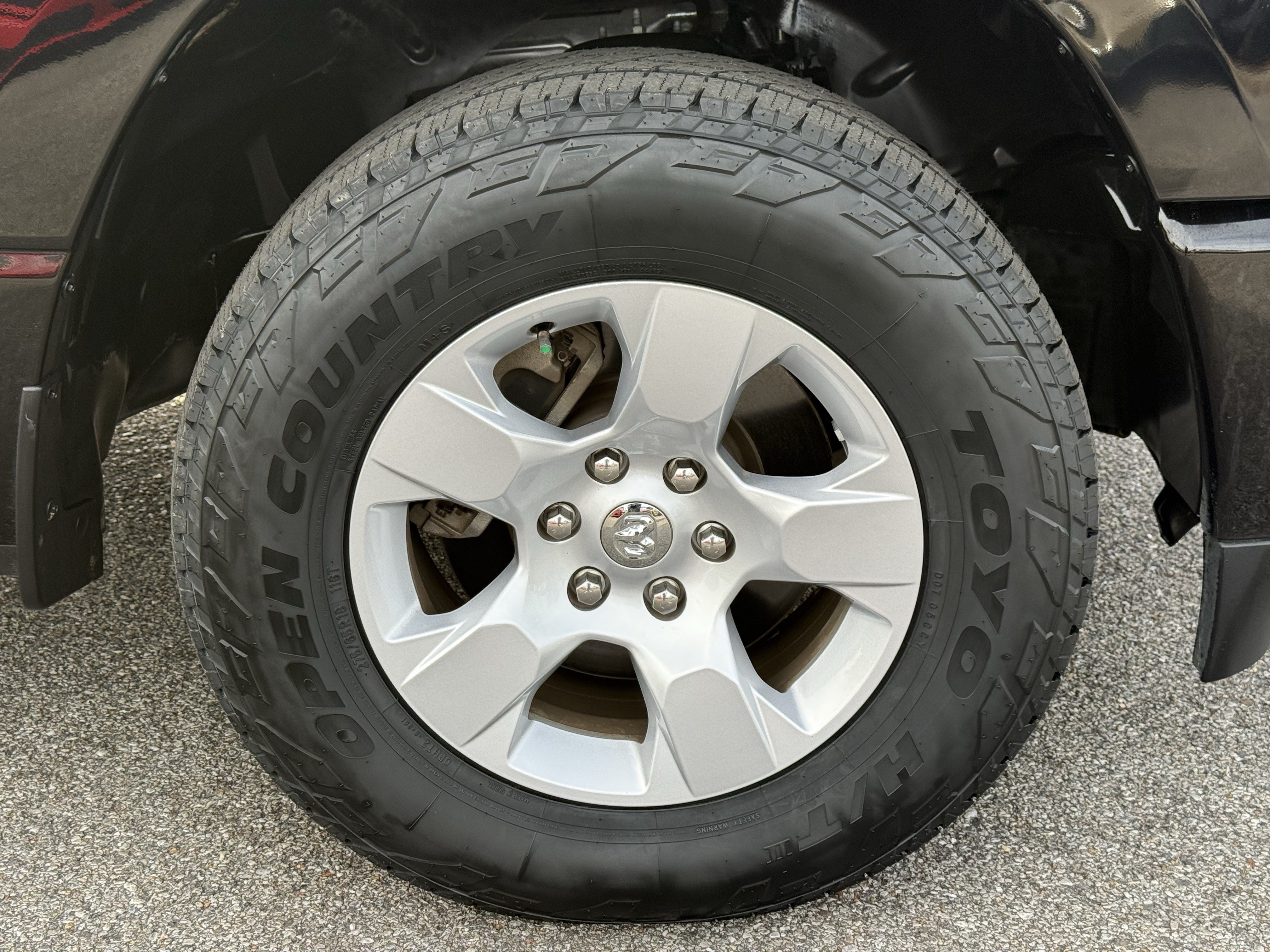Used 2023 RAM 1500 Big Horn AWD/4WD image 13