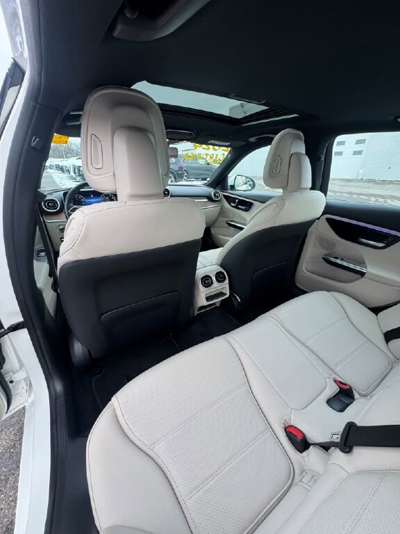 Certified 2024 Mercedes-Benz C 300 4MATIC Sedan image 17