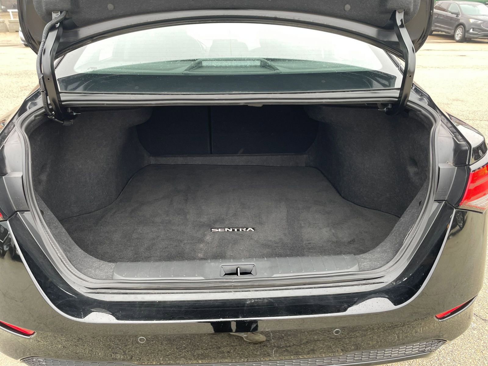 Used 2025 Nissan Sentra SV image 29