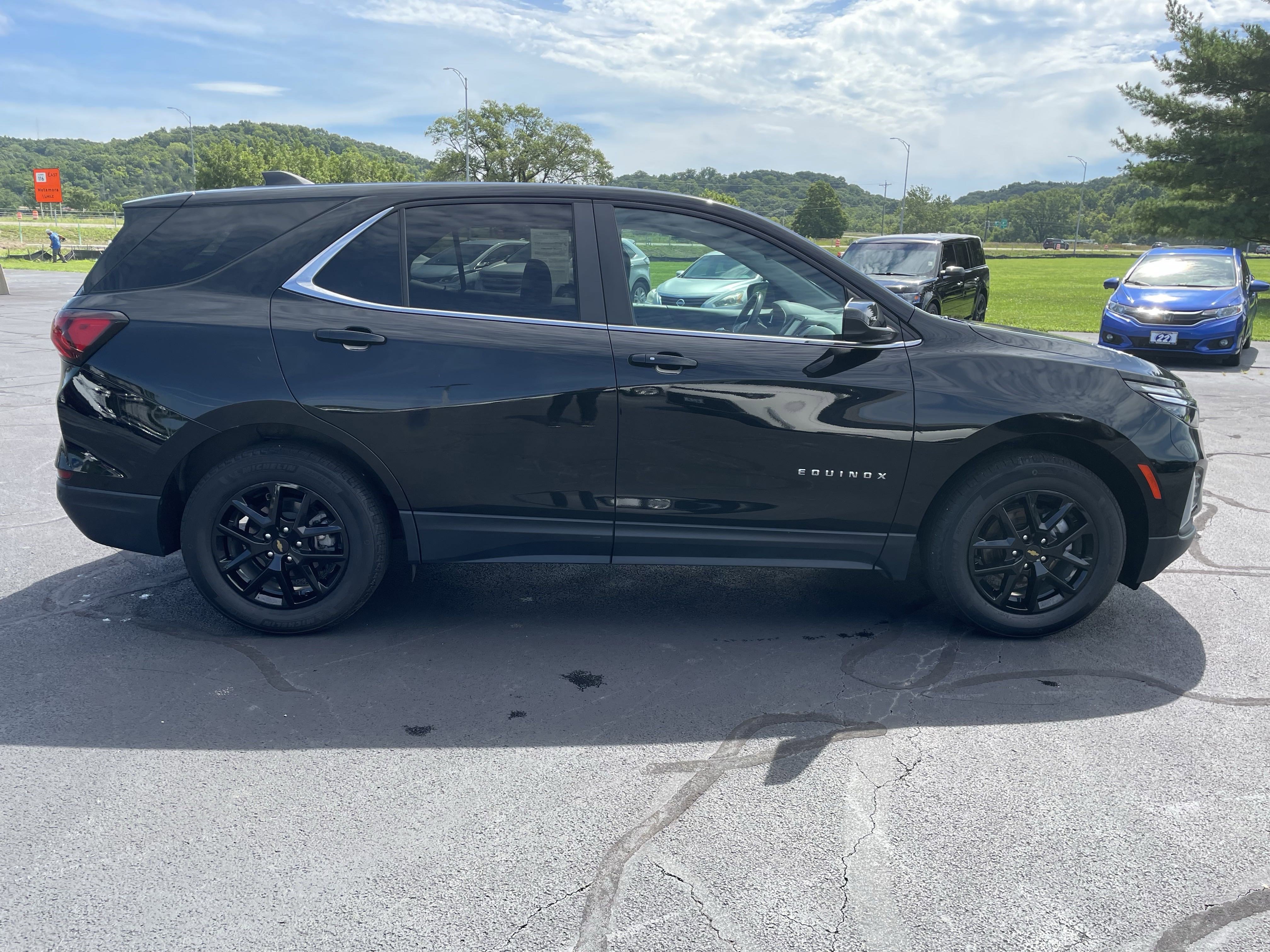 Used 2022 Chevrolet Equinox LT image 6