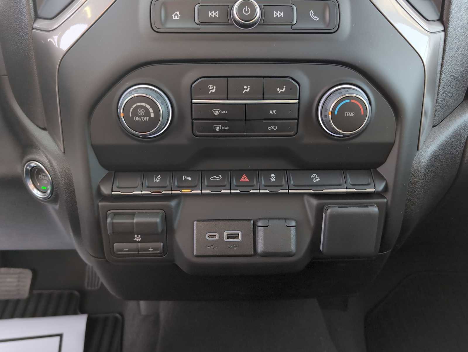 New 2026 Chevrolet Silverado 2500 Custom w/ Custom Value Package AWD/4WD image 17