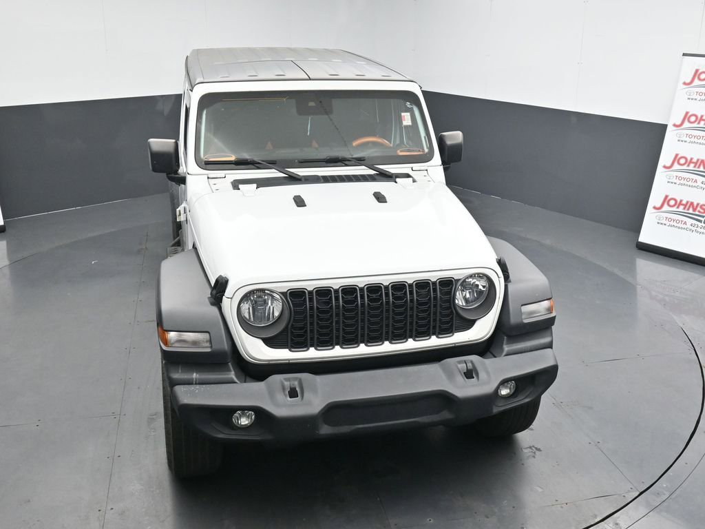 Used 2024 Jeep Wrangler Sport S image 11