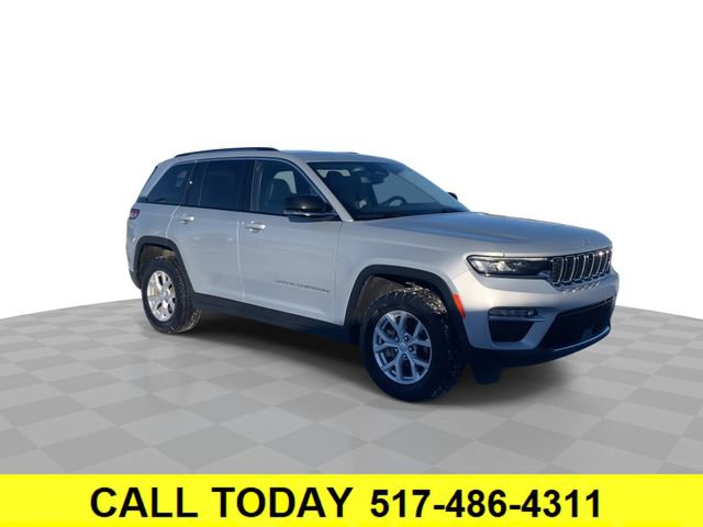 Used 2023 Jeep Grand Cherokee Limited image 2