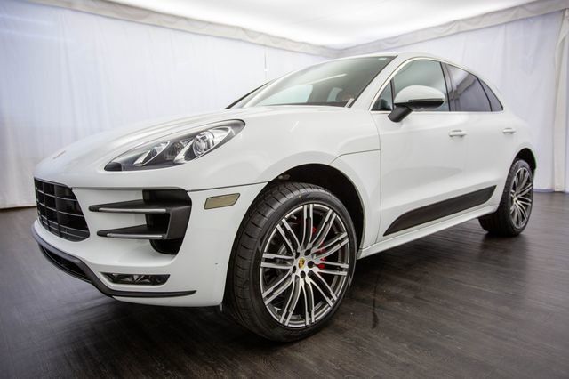 Used 2015 Porsche Macan Turbo image 29