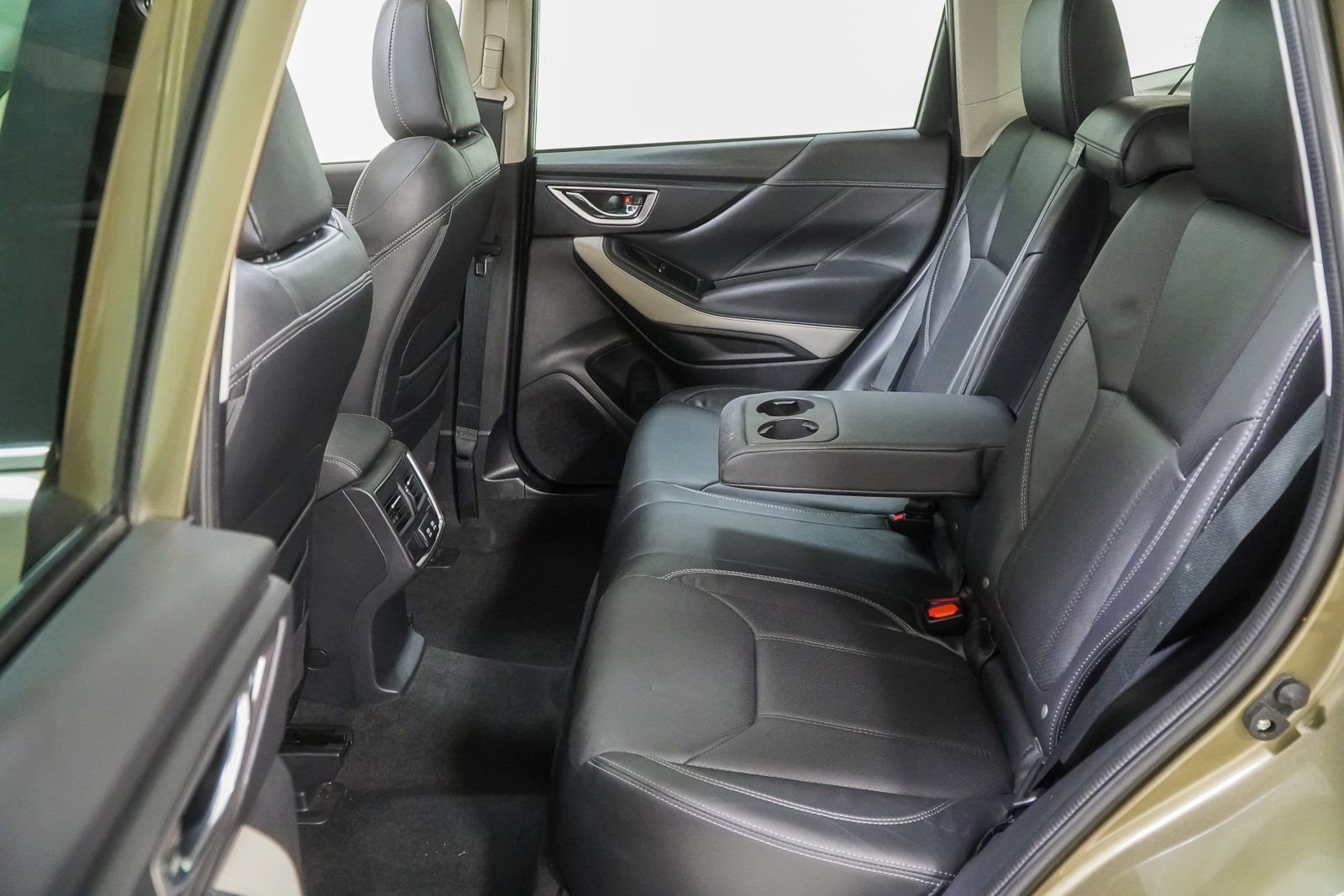 Used 2023 Subaru Forester Limited AWD/4WD image 42