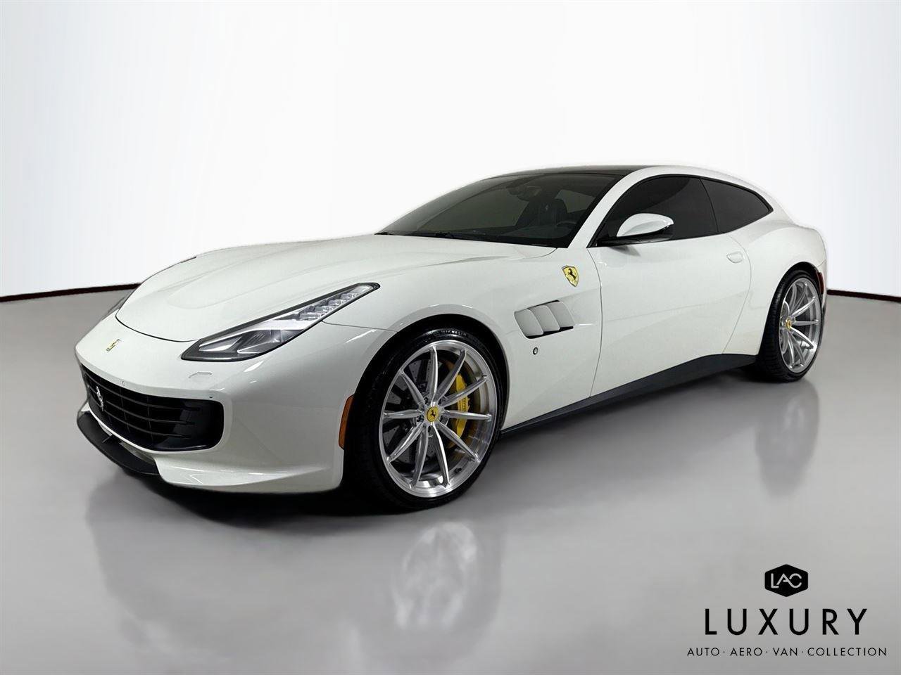 Used 2019 Ferrari GTC4Lusso T image 8