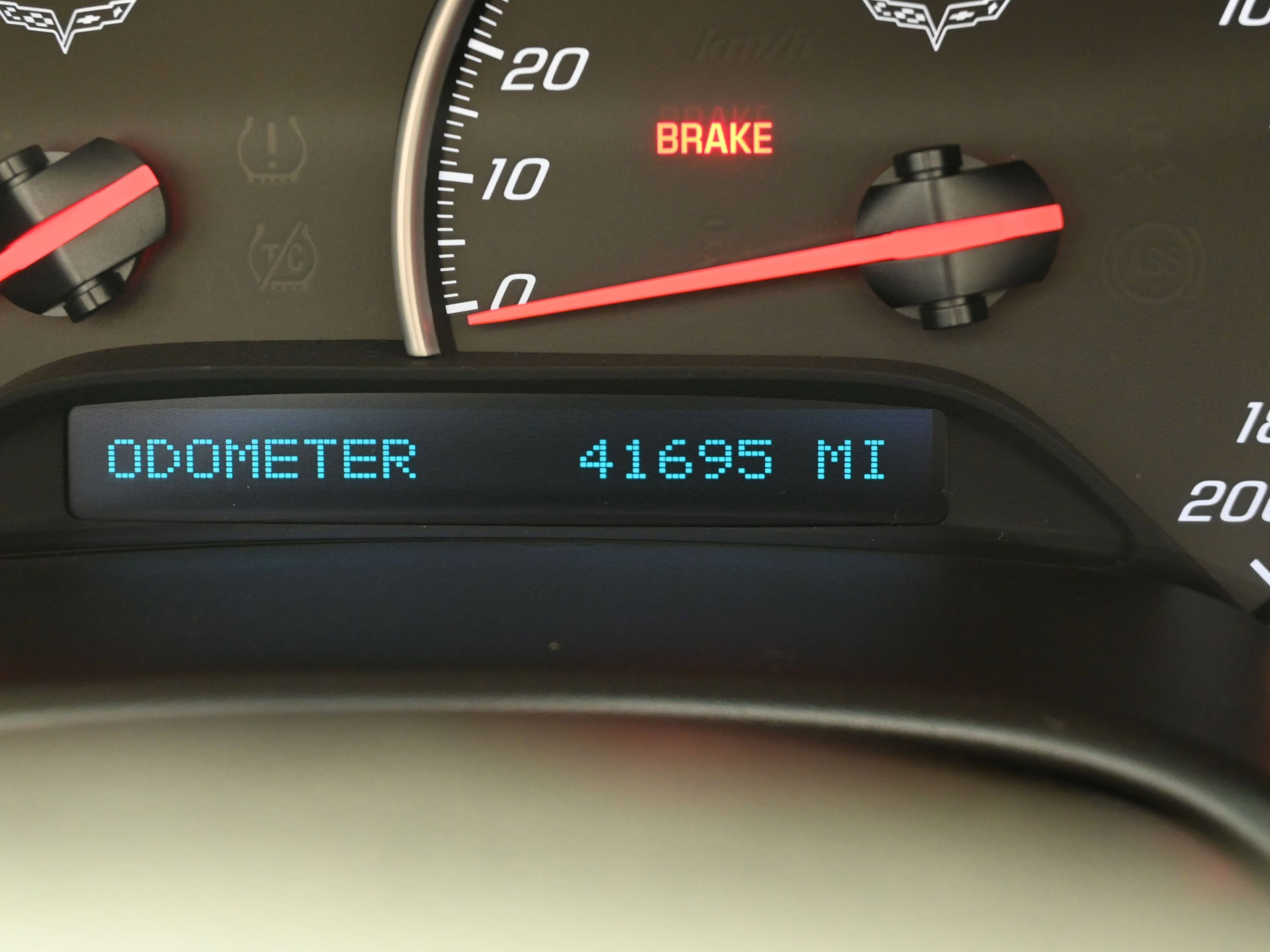 Used 2012 Chevrolet Corvette Grand Sport w/ 3LT Preferred Equipment Group image 15