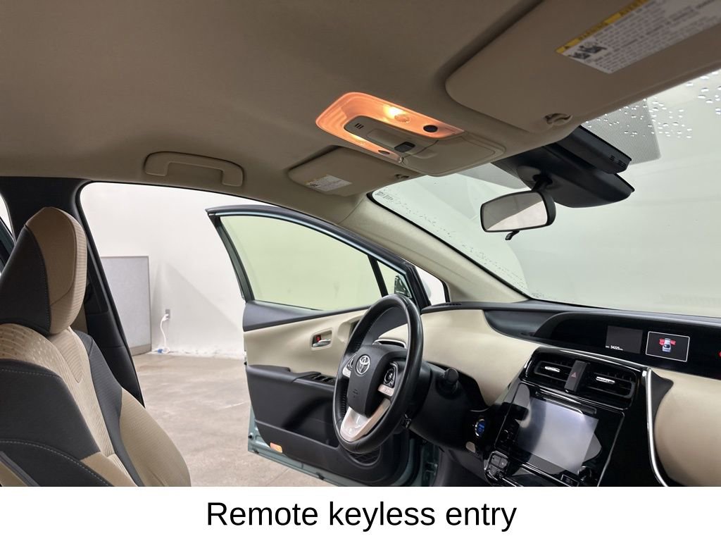 Used 2017 Toyota Prius Three image 20