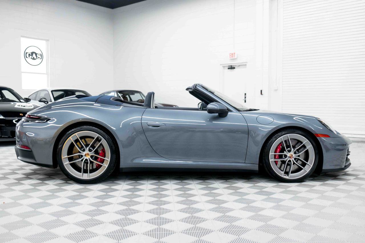 Used 2025 Porsche 911 Carrera S RWD image 6