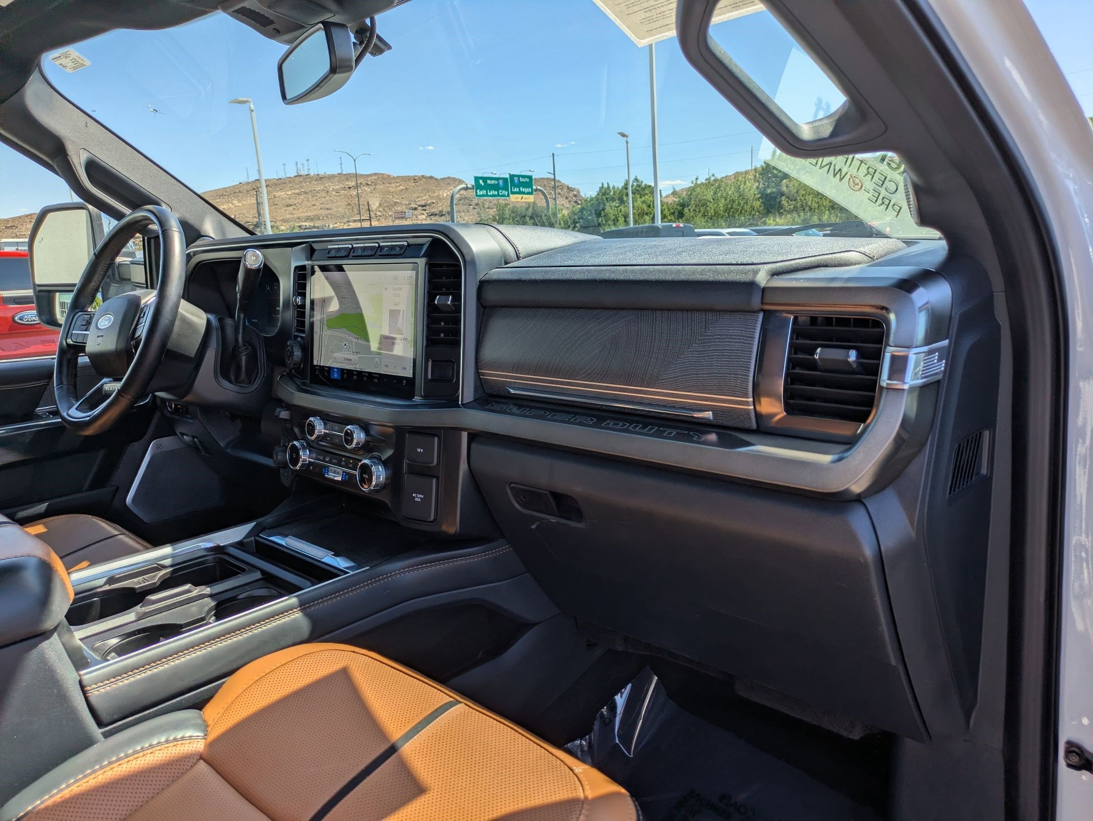 Used 2023 Ford F250 Platinum w/ FX4 Off-Road Package image 33