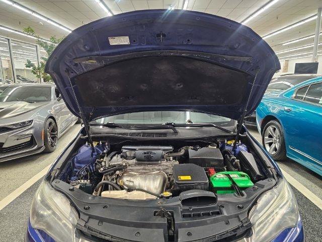 Used 2015 Toyota Camry SE FWD image 31
