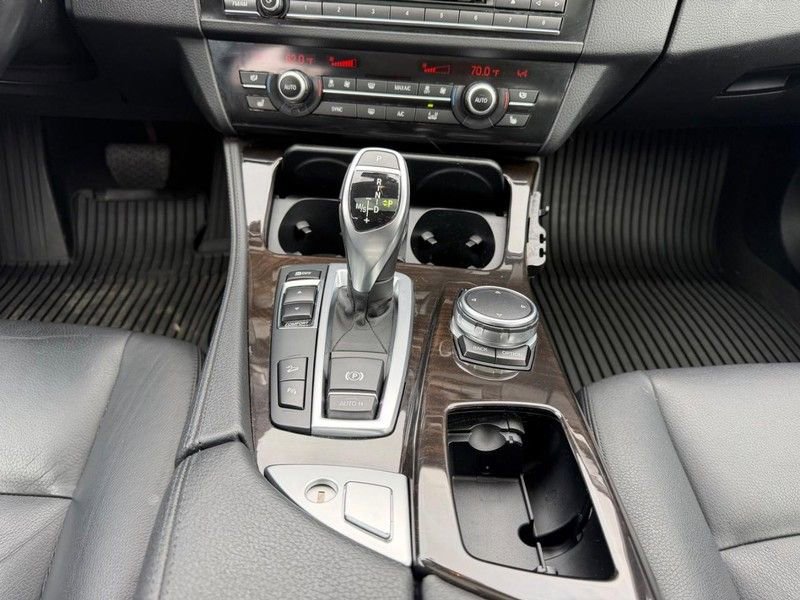 Used 2016 BMW 528i xDrive Sedan w/ Premium Package image 16