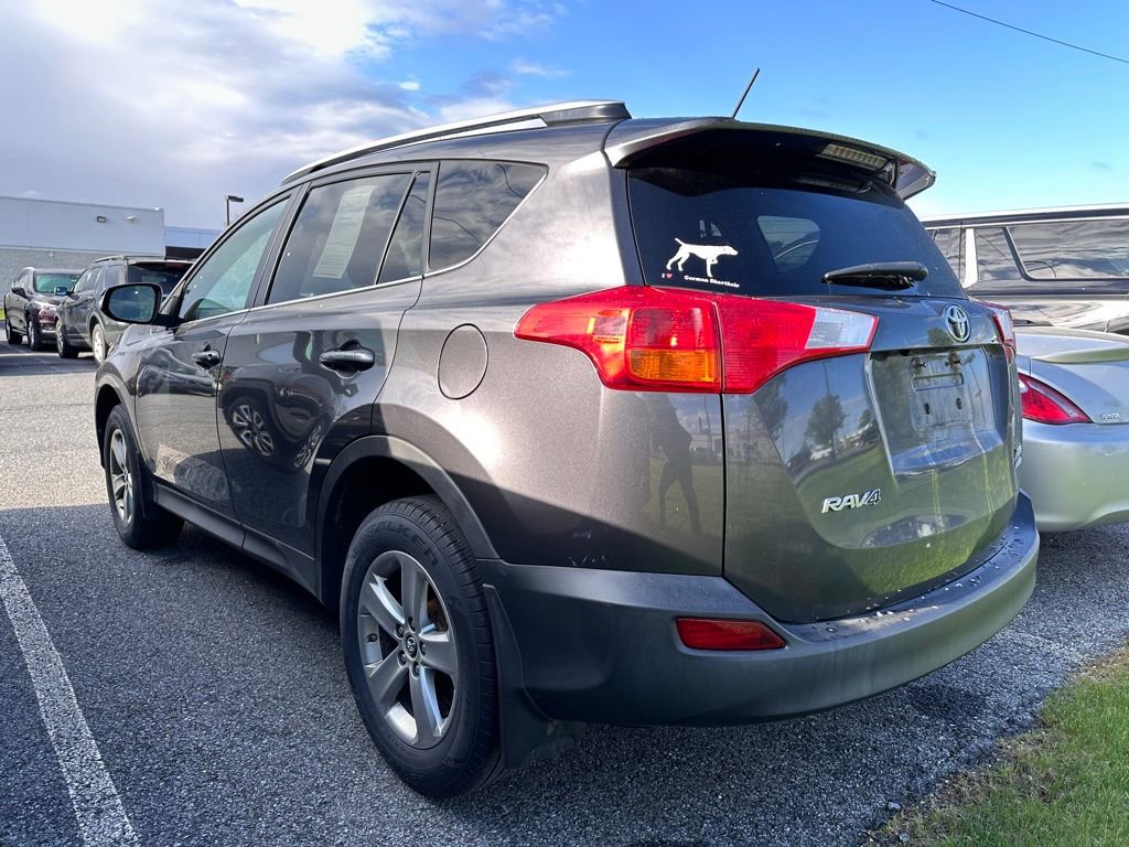 Used 2015 Toyota RAV4 XLE AWD/4WD image 3