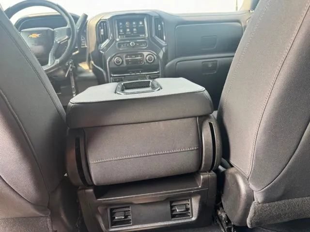 Used 2019 Chevrolet Silverado 1500 Custom w/ Custom Convenience Package AWD/4WD image 20