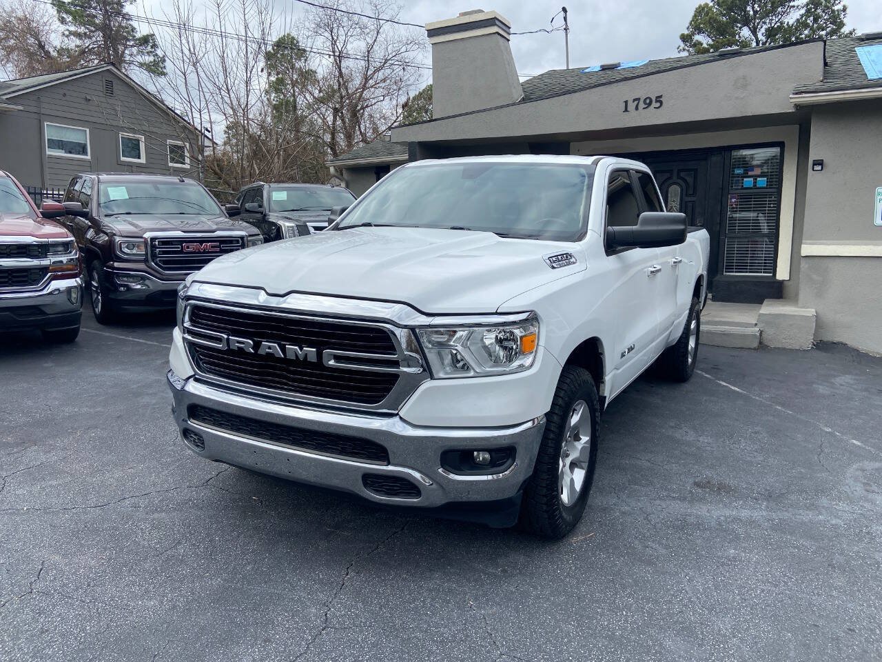 Used 2019 RAM 1500 Big Horn AWD/4WD image 2